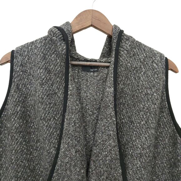 Anthropologie Greylin Wool Hooded Vest Womens M/L Gray Button Knitted Casual - Picture 2 of 11